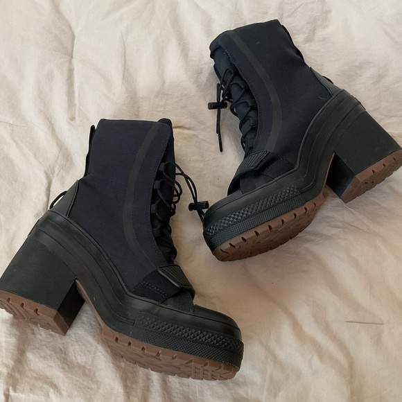 Converse Black Lace Up Platform Boots, 7 - Picture 4 of 9